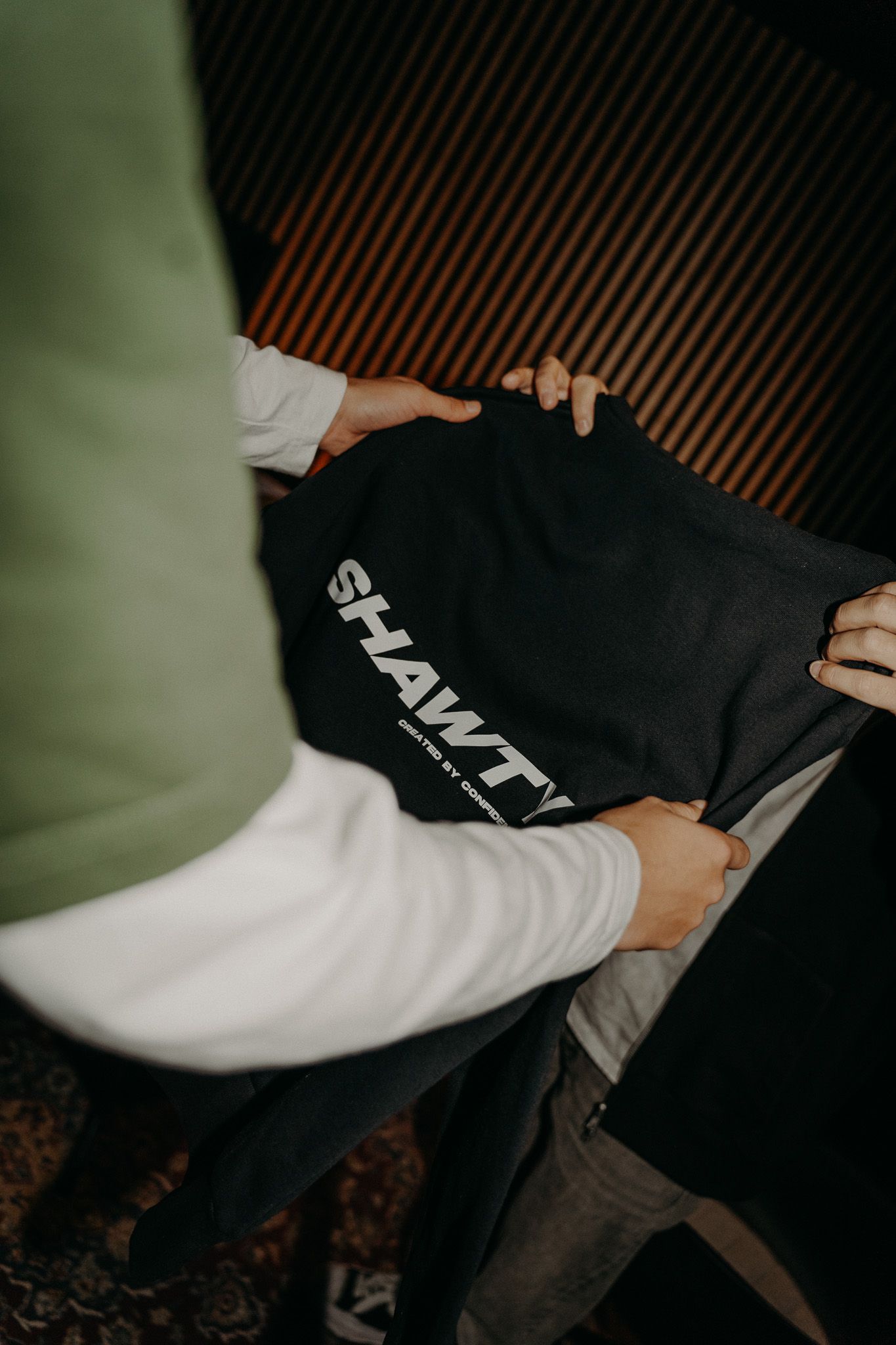 Hoodie zipper - Shawty Created by confidence